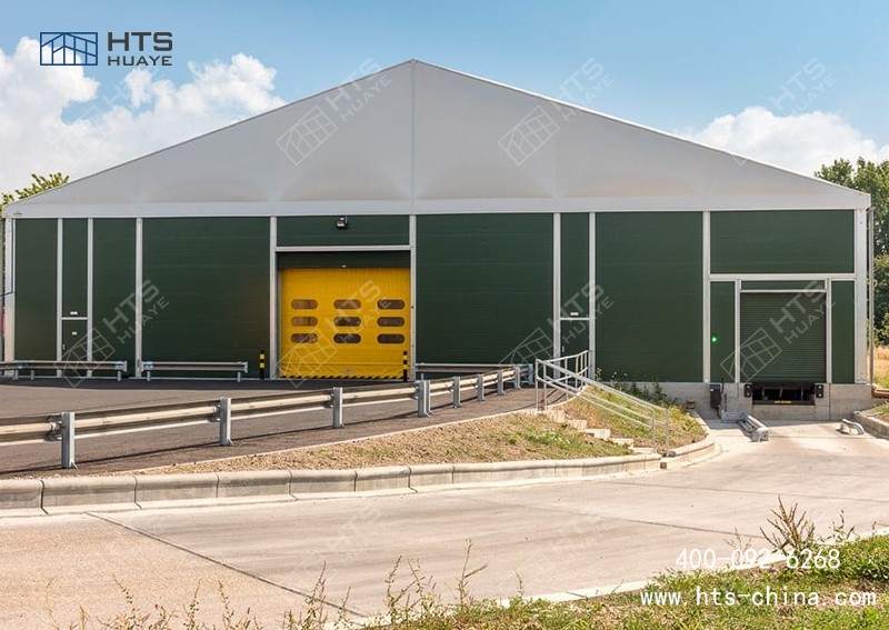 鋁合金框架的倉庫篷房為您的企業(yè)發(fā)展打造一個高效、靈活且經(jīng)濟的倉儲空間